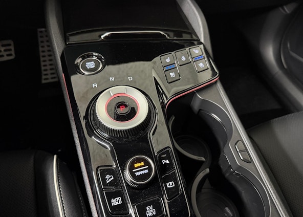 Vehicle image 9 Vehicle image 9