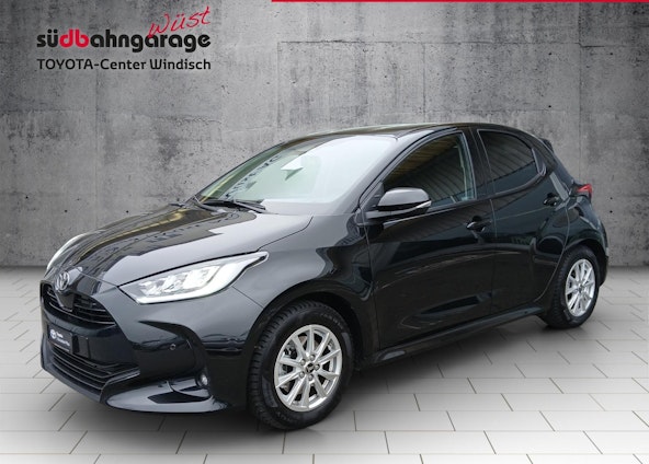 First vehicle image First vehicle image