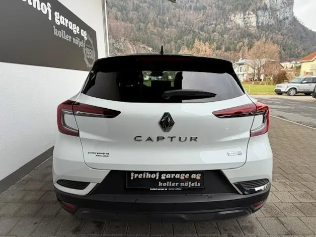 Renault Captur 1.6 E-Tech Plug-in Initiale