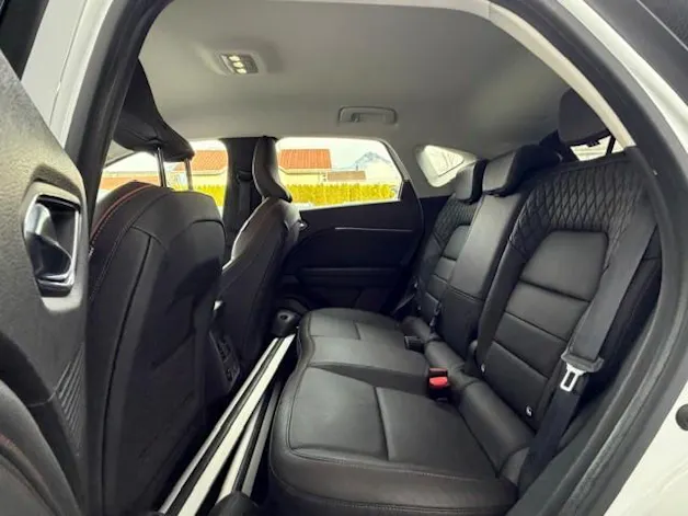 Renault Captur 1.6 E-Tech Plug-in Initiale