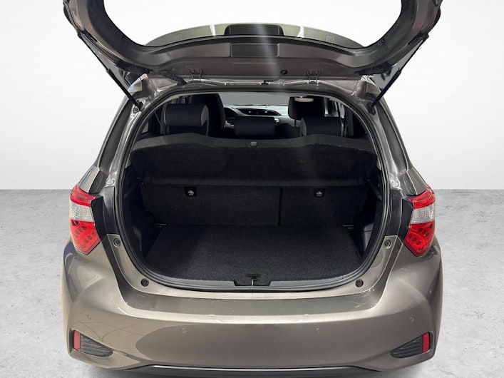 Vehicle image TOYOTA YARIS