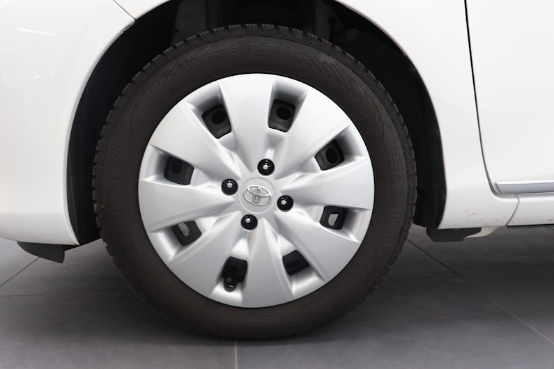 Vehicle image TOYOTA YARIS