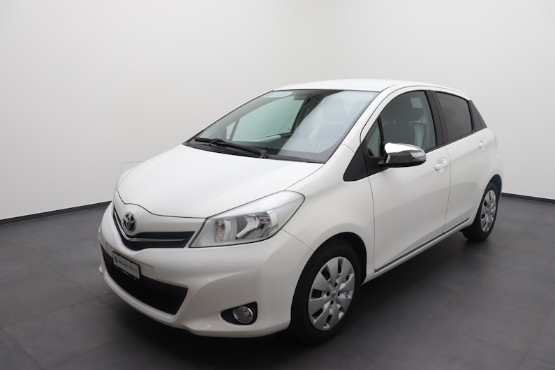 Vehicle image TOYOTA YARIS