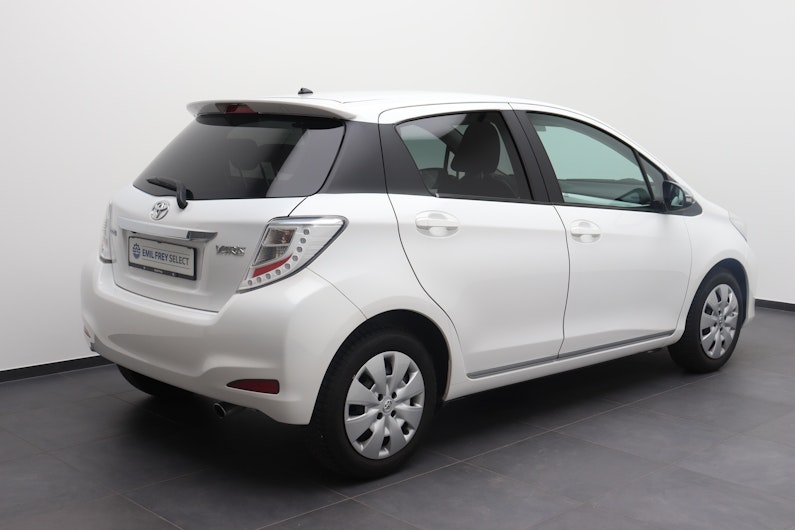 Vehicle image TOYOTA YARIS