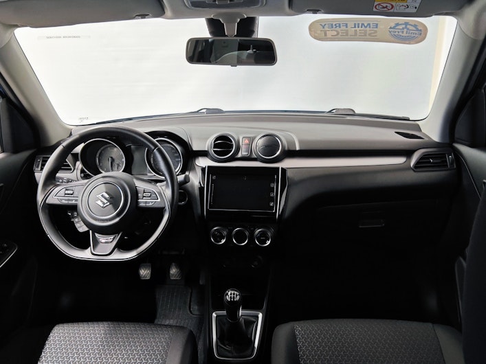 Vehicle image SUZUKI SWIFT