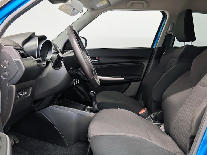 Vehicle image SUZUKI SWIFT