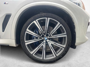 Vehicle image BMW X5 xDrive 40i