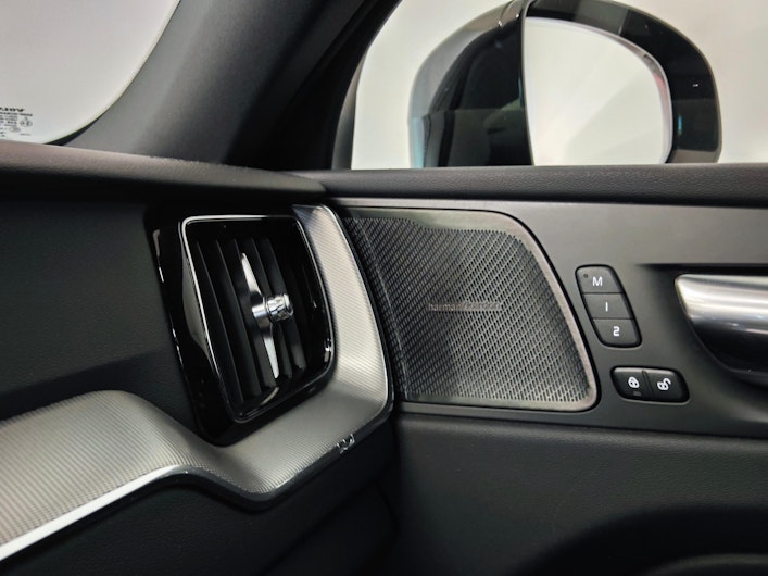 immagine del veicolo VOLVO XC60