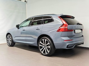 Vehicle image VOLVO XC60 2.0 T8 TE R-Design eAWD