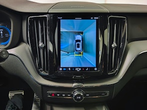 Vehicle image VOLVO XC60 2.0 T8 TE R-Design eAWD