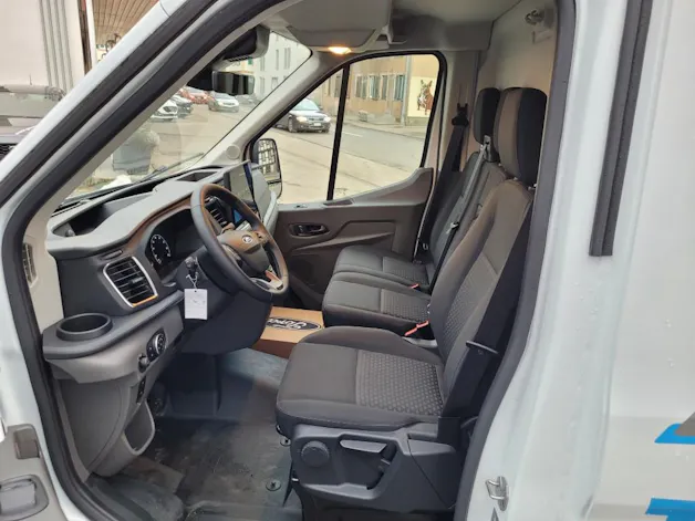 Ford E-Transit Van 350 L2H2 67kWh Trend