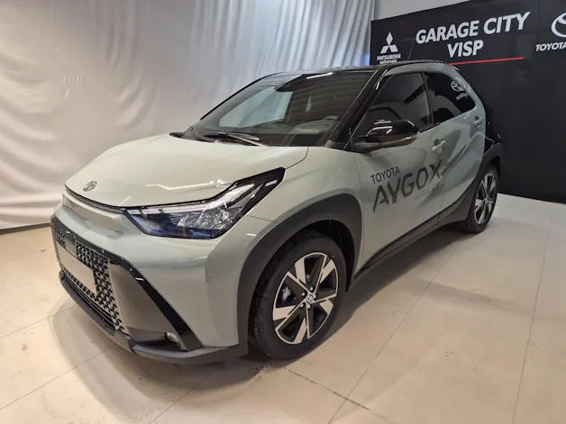 Toyota Aygo X 1.5 VVT-i HSD Trend