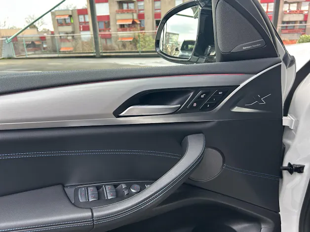 BMW X4 M40i