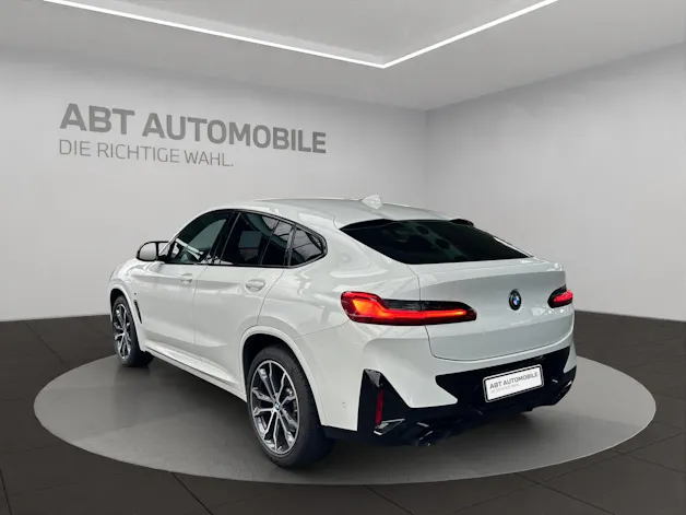 BMW X4 M40i