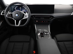 Vehicle image BMW 330i xDrive SAG Touring