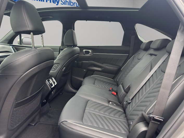 immagine del veicolo KIA SORENTO