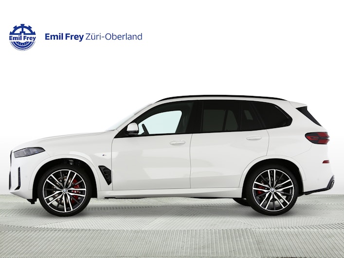 Vehicle image BMW X5