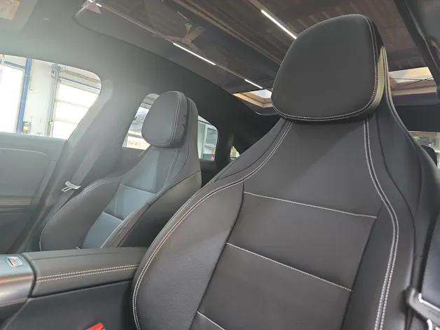 Mercedes-Benz CLA 180 AMG Line
