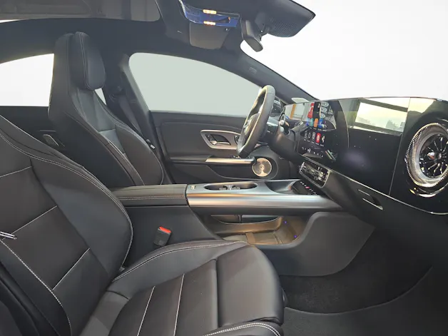 Mercedes-Benz CLA 180 AMG Line
