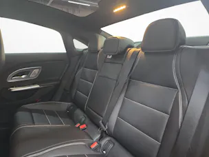 Mercedes-Benz CLA 180 AMG Line