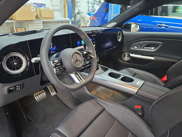 Mercedes-Benz CLA 220 4MATIC AMG Line