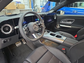 Vehicle image MERCEDES-BENZ CLA 220 4MATIC AMG Line