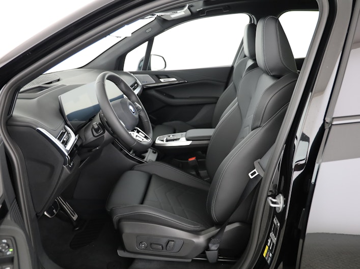 Vehicle image BMW 2 SERIES