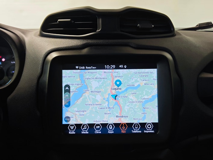 Vehicle image JEEP RENEGADE