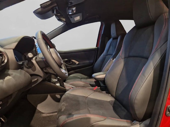 Vehicle image 8 Vehicle image 8