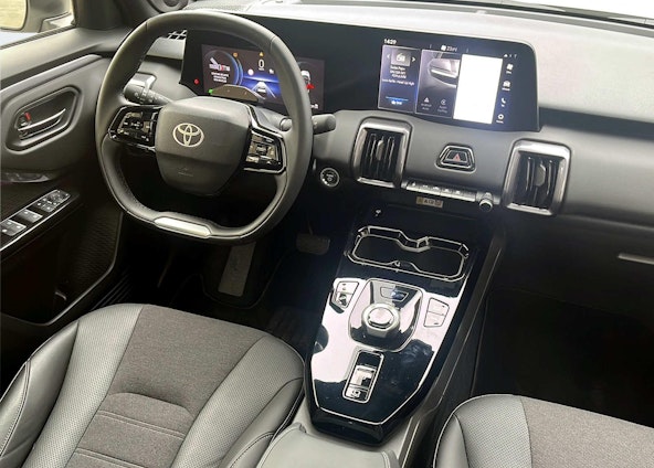 Vehicle image 9 Vehicle image 9