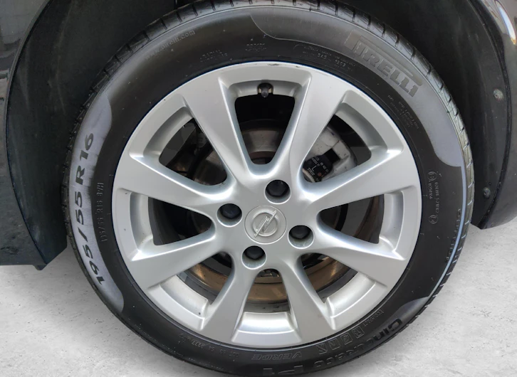 Fahrzeugbild OPEL CORSA