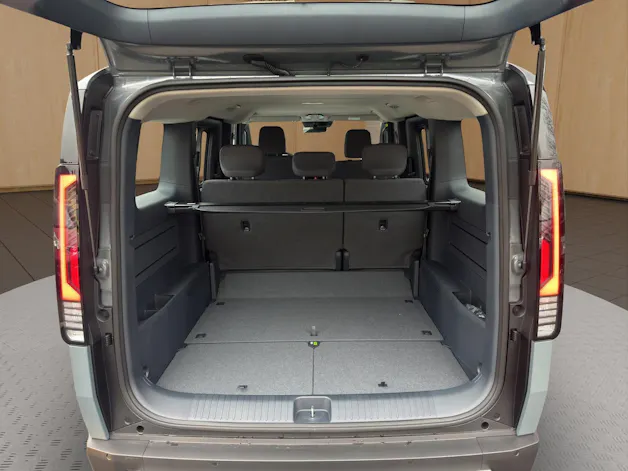 Kia PV5 Passenger 71.2 kWh Plus