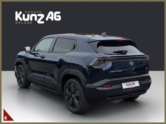 Vehicle image 3 Vehicle image 3