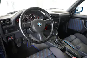 BMW 318i Cabrio Design Edition