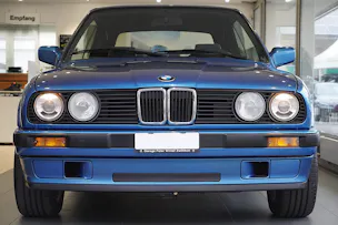 BMW 318i Cabrio Design Edition