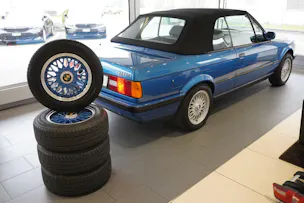 BMW 318i Cabrio Design Edition