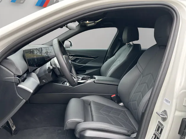 BMW 520d xDrive 48V Touring M Sport Steptronic