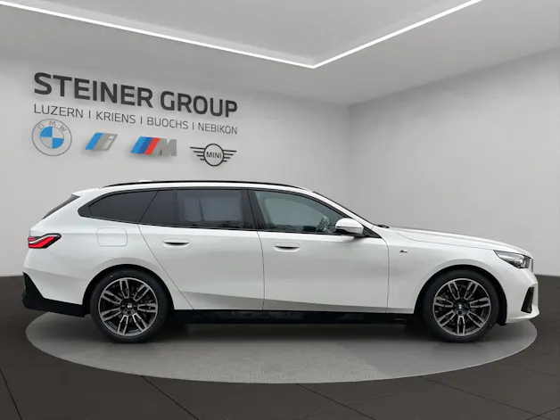 BMW 520d xDrive 48V Touring M Sport Steptronic