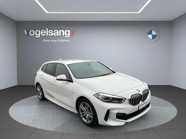 BMW 120i Pure M Sport Steptronic