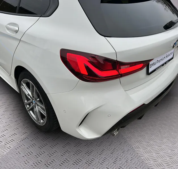 BMW 120i Pure M Sport Steptronic