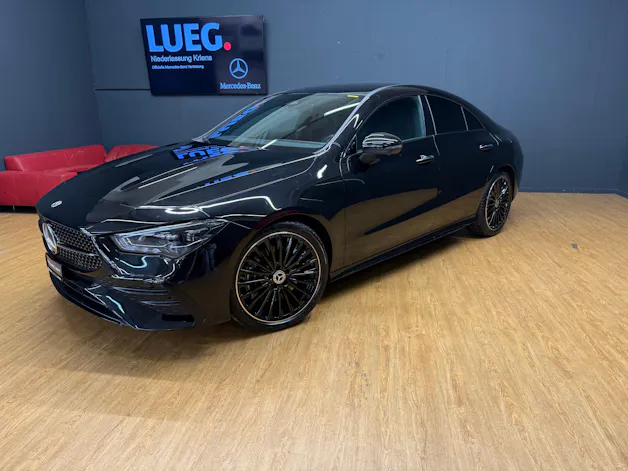 Mercedes-Benz CLA 200 - AMG / DISTRONIC / 360 Grad Kamera / Multibeam LED