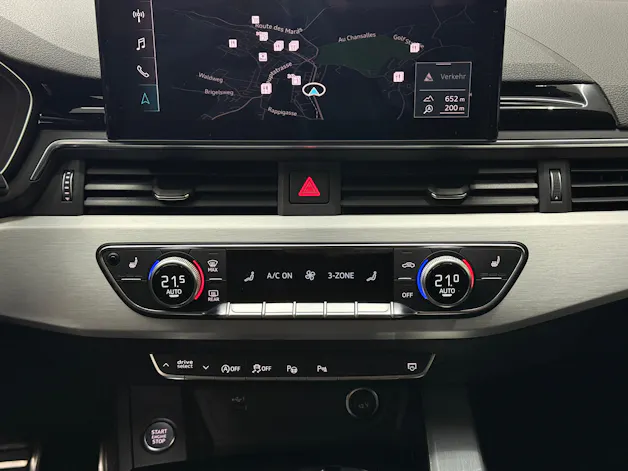 Audi A4 Avant 40 TDI S line Attraction quattro S-tronic