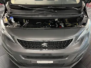 Peugeot Traveller 2.0 BlueHDi Business Standard EAT8