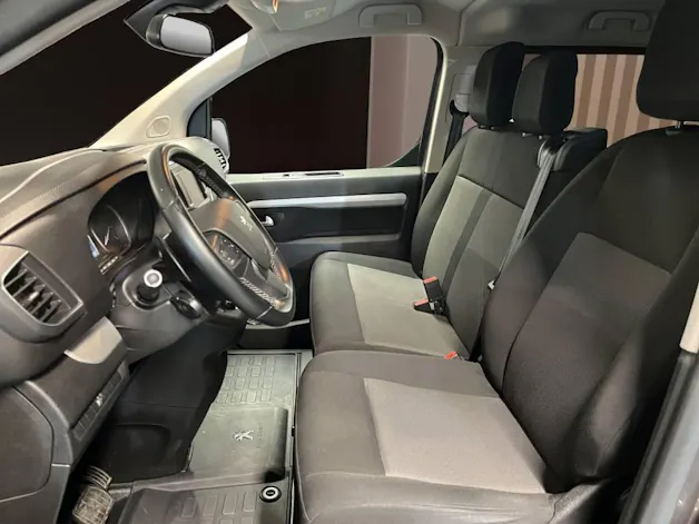 Peugeot Traveller 2.0 BlueHDi Business Standard EAT8