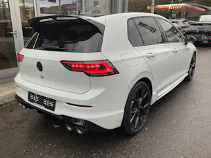 VW Golf R 2.0 TSI 333 PS 4Motion R Black Edition *** AKRAPOVIC ABGAS ***