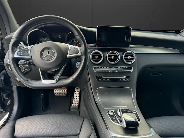 Mercedes-Benz GLC 300 Coupé AMG Line 4Matic 9G-Tronic