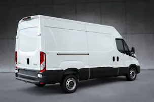 Iveco 35 S 14H A8 V