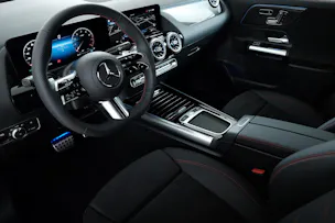 Mercedes-Benz GLA 250 4Matic 8G-DCT Swiss Star
