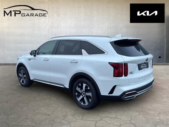 Vehicle image 6 Vehicle image 6