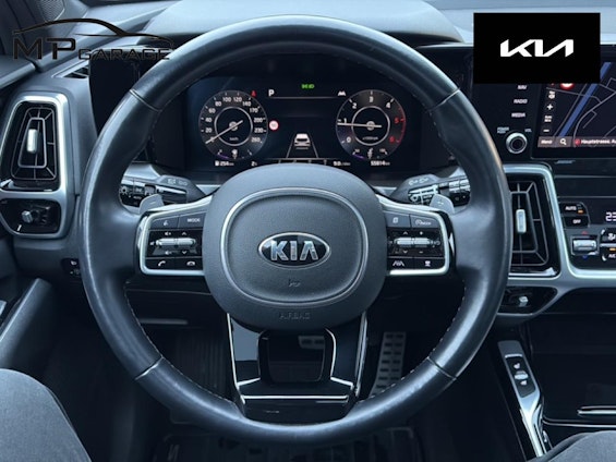 Vehicle image 8 Vehicle image 8